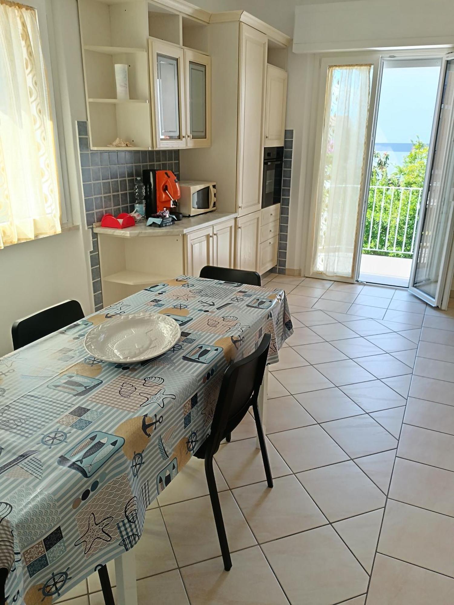 A Casa Di Berna E Tere Apartment Venturina Terme Luaran gambar